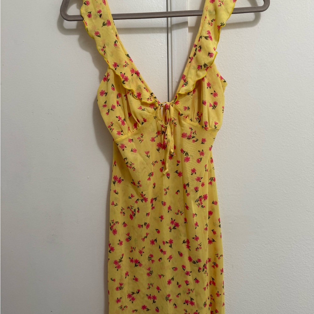 RESA Yellow Floral Backless Dress